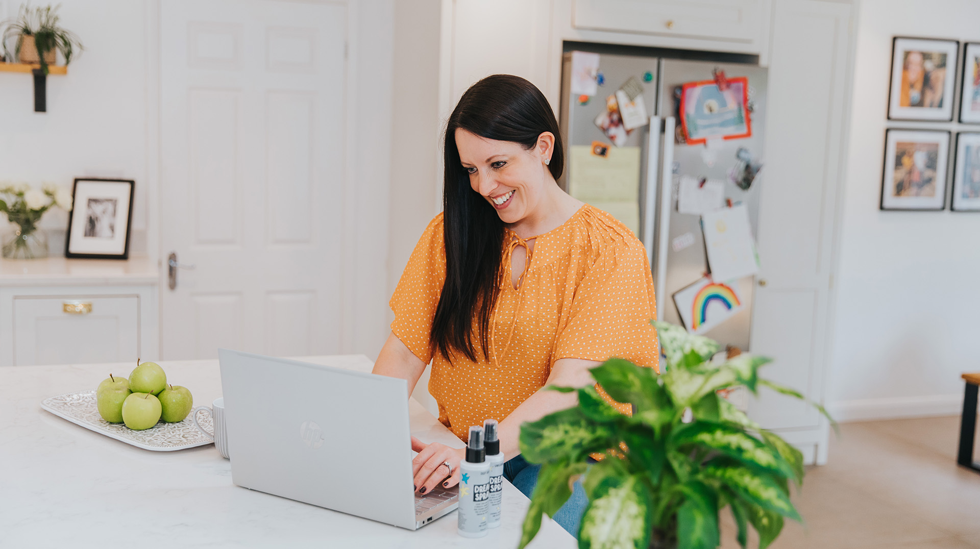 Blog-header-image Naomi-Blogging